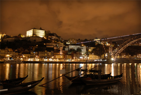 Oporto upon Douro River estuary photo