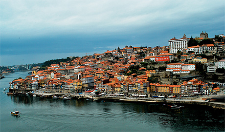 Centrul vechi al orașului Porto foto